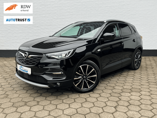 Opel Grandland X 1.6 Turbo Hybrid4 Ultimate